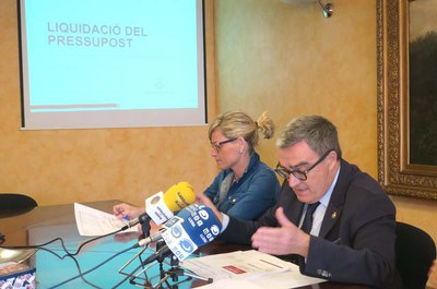 L'alcalde Àngel Ros i la 1a tinent d'alcalde Montse Mínguez ha presentat la liquidació del pressupost de 2016. La Paeria el tanca amb un superàvit de….