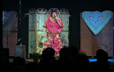 Cazambra és un grup fundat el 2007 al Secà de Sant Pere.