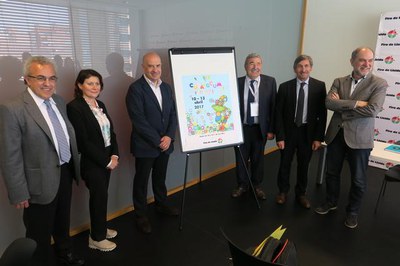 La Fira de la Mascota de Lleida acollirà novetats com les demostracions de gossos ensinistrats per detectar drogues i explosius o per localitzar pers….