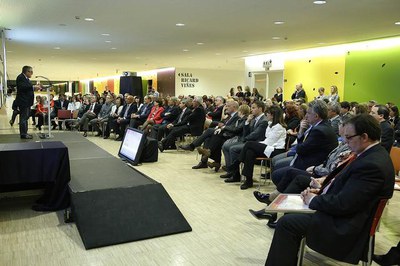 La Paeria ha reconegut 27 empreses i professionals per la seva contribució a la competitivitat del Turisme i el Comerç de la ciutat.