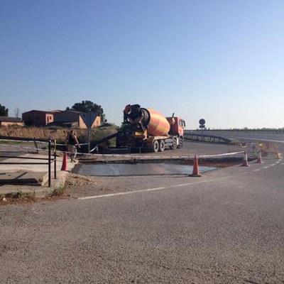 Per tal que el resultat dels treballs sigui òptim, els treballs s’han concentrat durant aquests dies ja que s’ha pavimentat la zona amb formigó i nec….