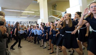 La Coral Shalom ha posat el toc musical a l'acte.