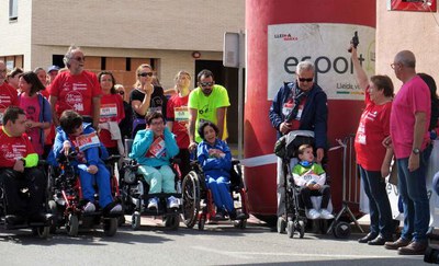 La presidenta d'Aremi ha donat la sortida a la cursa.