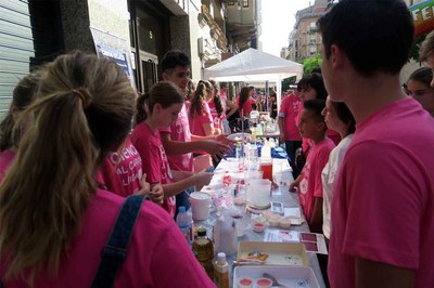 Uns 800 alumnes han participat activament en la Ciència al Carrer.