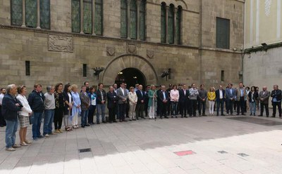 La primera tinent d’alcalde Montse Mínguez ha rebutjat qualsevol mostra de violència i ha fet una crida per la pau, des d’un espai, la plaça de la Pa….