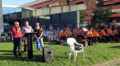 El tinent d'alcalde Joan Gómez ha assistit a la ballada que ha servit per commemorar el Dia Universal de la Sardana.