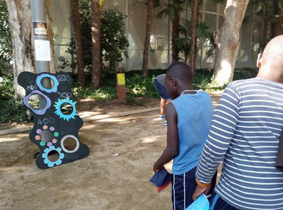 Cloenda del curs de la Xarxa de Centres Oberts i Ciberaules de Lleida amb jocs tradicionals als Camps Elisis.