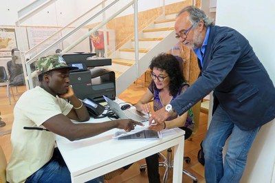 Inici del projecte d’atenció a les persones temporeres que arriben a la ciutat de Lleida durant la campanya de la fruita. Els serveis se centralitzen….