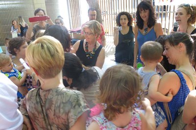 Enguany han participat un total de 155 famílies i més de 500 nens i nenes d’1 a 3 anys en aquest servei, que es desenvolupa des d’octubre fins al jun….