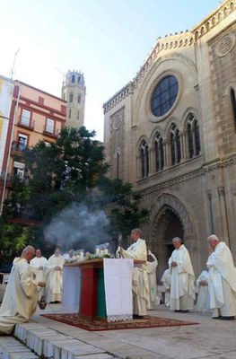El bisbe Salvador ha presidit els actes religiosos.