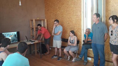 La visita, que ha estat molt ben valorada pels assistents, ha estat conduïda per Josep Bunyesc, arquitecte especialitzat en construcció sostenible i ….