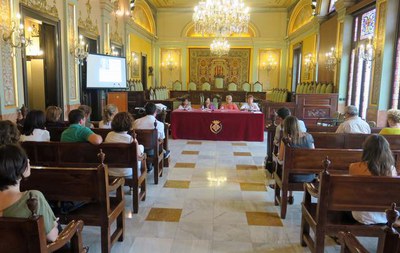 Xerrada “Dones refugiades: coratge i nous horitzons” a la Paeria.