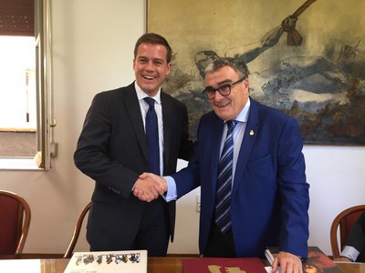 L'alcalde Àngel Ros i l'alcalde de Xàtiva, Roger Cerdà..