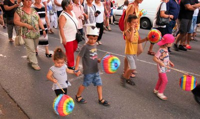 Els nens han lluït els seus fanalets.