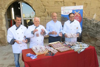 Turisme de Lleida i el Gremi de Forners han presentat aquest dijous la Galeta dels Templers amb motiu del 10è aniversari de la creació del Centre d’I….