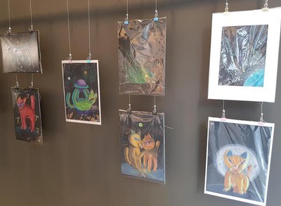 L’Aparador de La Palma acull durant el mes d’agost l’exposició “Gatlàctics 1.0” de l’artista Dude GraffPainter.