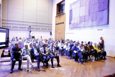 El paer en cap ha assistit a l'acte institucional que dona el tret de sortida al curs universitari a Lleida..