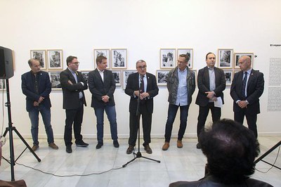 L'alcalde, Àngel Ros, ha presidit aquesta tarda la inauguració de l'exposició.