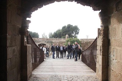 També s'ha millorat el tram del pont llevadís.