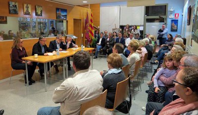 El local veïnal s'ha omplert per assistir a la presentació de les jornades culturals.