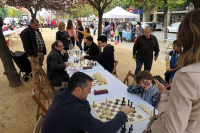 L'Associació de Comerciants han organitzat diversos actes per animar la jornada.