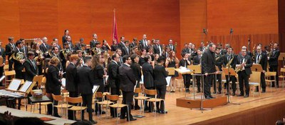 El públic ha reconegut amb molts aplaudiments l'actuació musical.