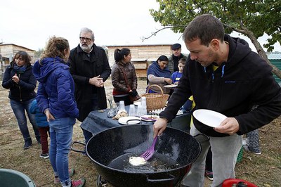 El tinent d'alcalde i regidor de l'Horta, Fèlix Larrosa, ha participat aquest matí en les activitats de "Benvinguts a l'Horta".