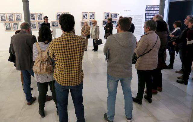 L’exposició fotogràfica d’Agustí Centelles al Museu Morera ja ha atret la mirada de centenars de lleidatans