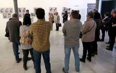 L’exposició fotogràfica d’Agustí Centelles al Museu Morera ja ha atret la mirada de centenars de lleidatans.