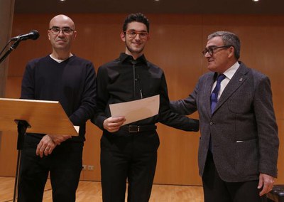 Lliurament de les mencions d'honor i els premis extraordinaris als millors alumnes del curs passat, abans del concert de Santa Cecília del Conservato….