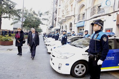 L'alcalde Ros ha passat revista al cos de la Guàrdia Urbana amb motiu de Santa Cecília.