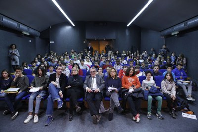 L’alcalde de Lleida, Àngel Ros, ha presidit avui la Constitució del Plenari dels Infants i els Adolescents de Lleida, que aquest curs celebrarà els 2….