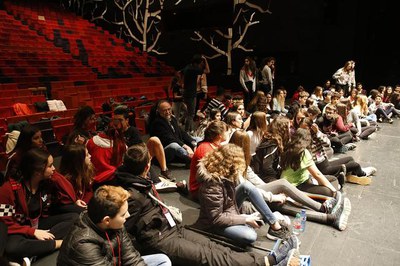 Selecció de joves actors, actrius, cantants i ballarins, aquesta tarda, a la Llotja, per viure la "Max Experience" a través del teatre.