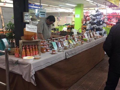 El mercat municipal de Ronda Fleming ha esdevingut avui divendres un showroom de Nadal.