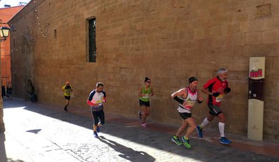 La rampa del carrer Cavallers, la darrera dificultat al final de la cursa.