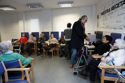 El tinent d'alcalde Xavier Rodamilans ha felicitat les festes nadalenques als usuaris i les usuàries del Centre de Dia de Magraners.