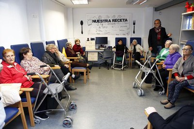 El tinent d'alcalde Xavier Rodamilans ha visitat aquest matí el Centre de Dia de Magraners.