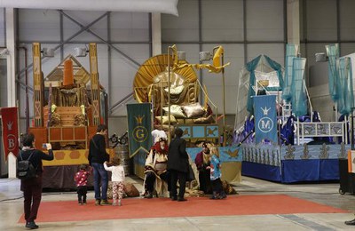 Les carrosses de la Cavalcada poden veure's al recinte de Cucalòcum fins demà.