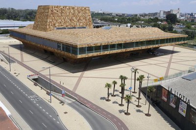 La Llotja capitalitza bona part de l'activitat congressual de la ciutat.