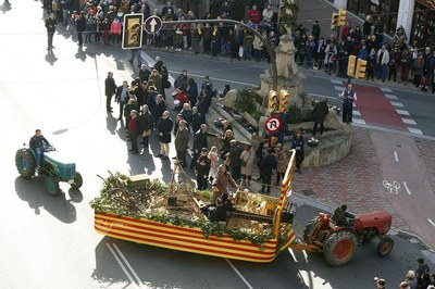 Tradicional desfilada dels Tres Tombs a la ciutat de Lleida.