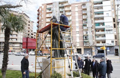 L'escultura quedarà ja reparada avui mateix.