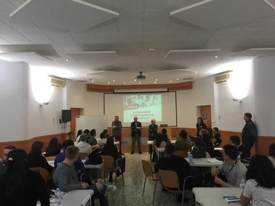 El tinent d'alcalde Rafael Peris ha format part del jurat que ha triat com a projectes guanyadors "Meat and Great" i "Mercat Intercultural del Pla".