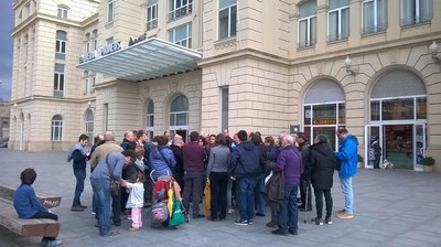 La ruta turística sobre el tren ha comptat amb gairebé un centenar de participants.