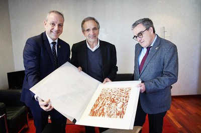 El paer en cap, Àngel Ros, amb l'alcalde de Granollers, Josep Mayoral i el president de la Federació Espanyola d'Handbol, Francisco V.Blázquez.