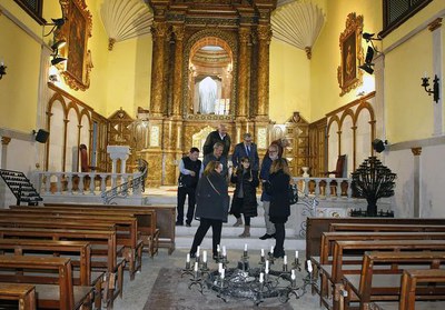Un moment de la visita a l'interior de l'edifici.
