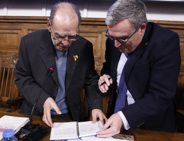 L'alcalde amb en Jordi Pàmias el dia de la commemoració del seu vuitantè aniversari
