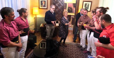 Els tinents d'alcalde Larrosa i Parra han agraït la participació de les colles convidades.