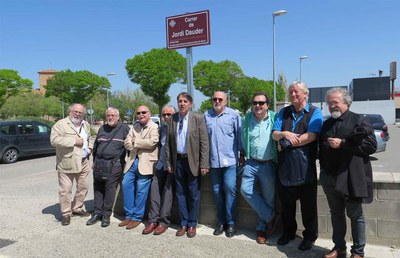 Col·laboradors i participants en la Mostra de Cinema Llatinoamericà han assistit a l'acte.