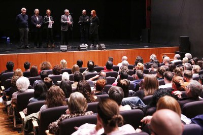 El Teatre de l'Escorxador, ple de gom a gom, durant la inauguració de la Fira.