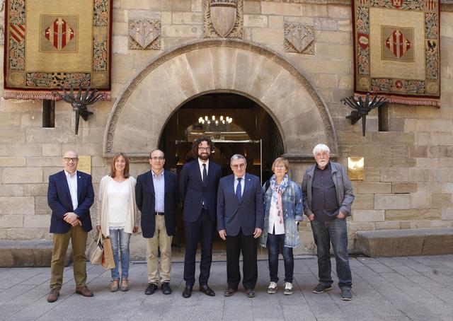 Recepció de l'alcalde, Àngel Ros, a la Paeria al cònsol general de França a Barcelona, Cyril Piquemal
